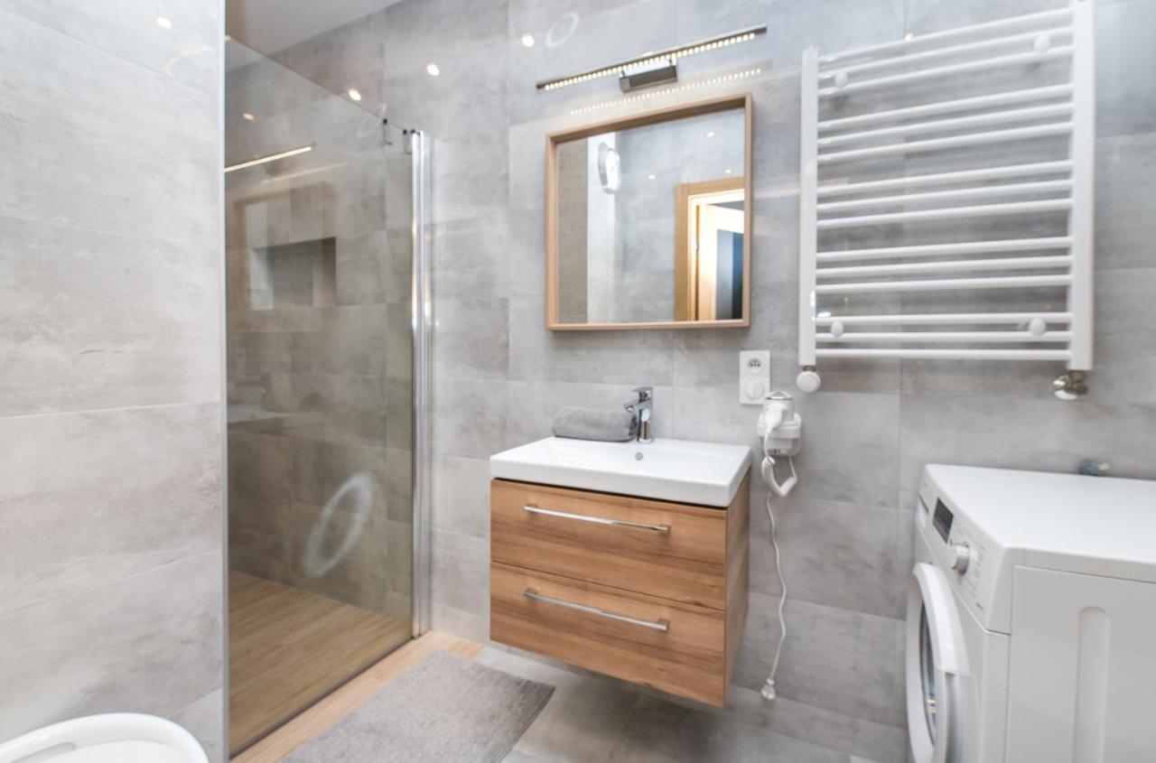 Apartament Biegusa Gliwice Esterno foto